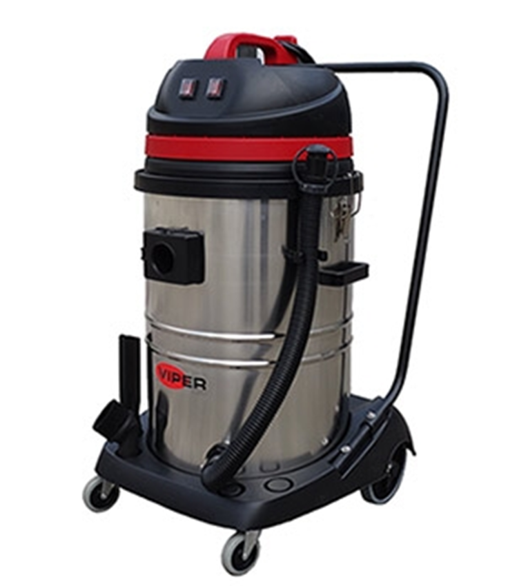 Commercial Wet & Dry Vacuum in Action